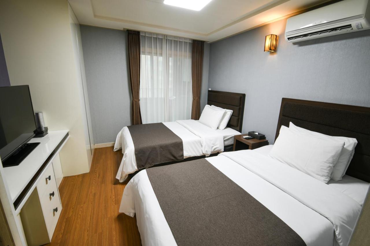 Jeju Airport Hotel Esterno foto