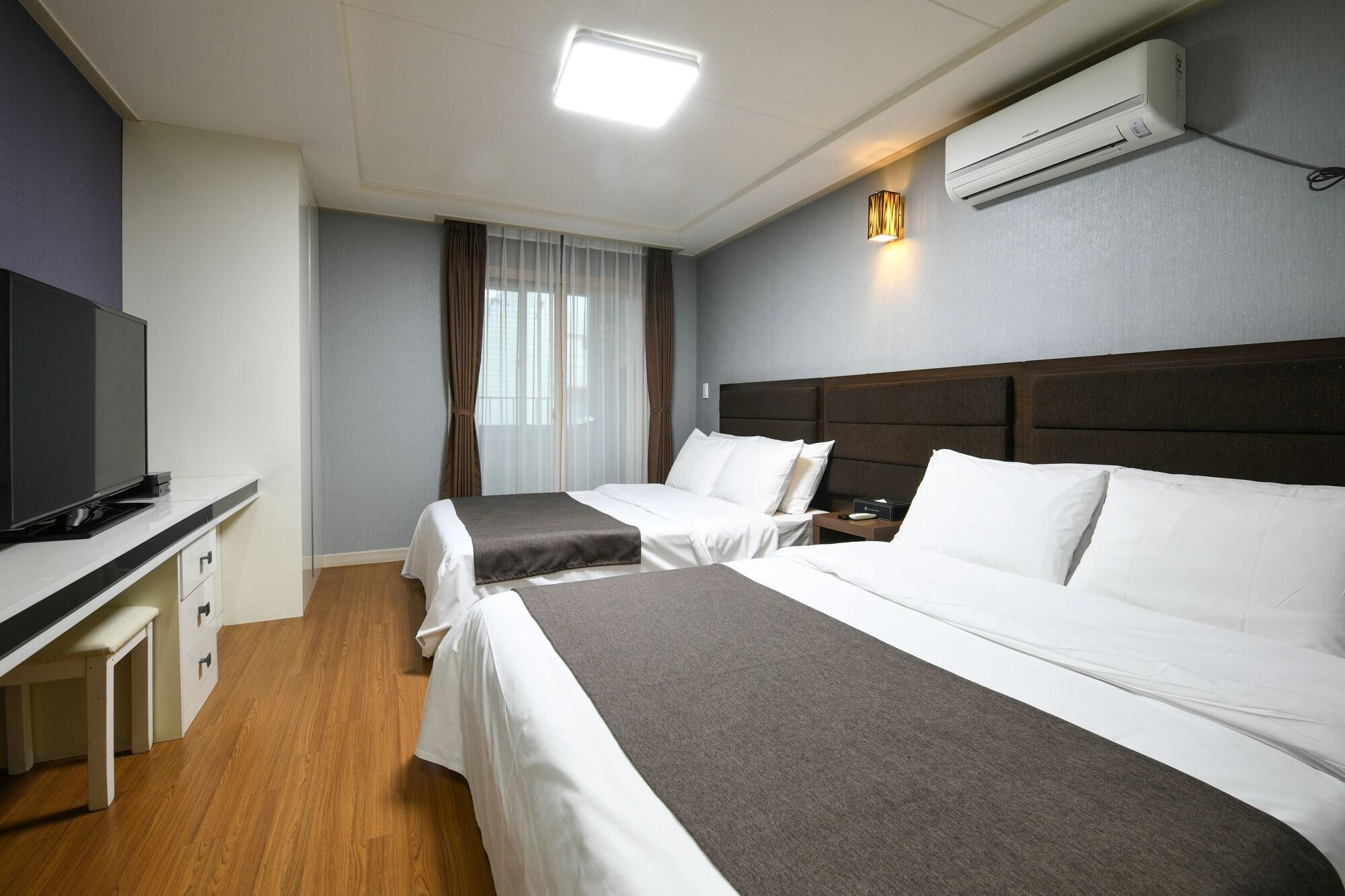 Jeju Airport Hotel Esterno foto